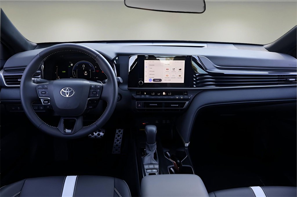Certified 2025 Toyota Camry SE image 15