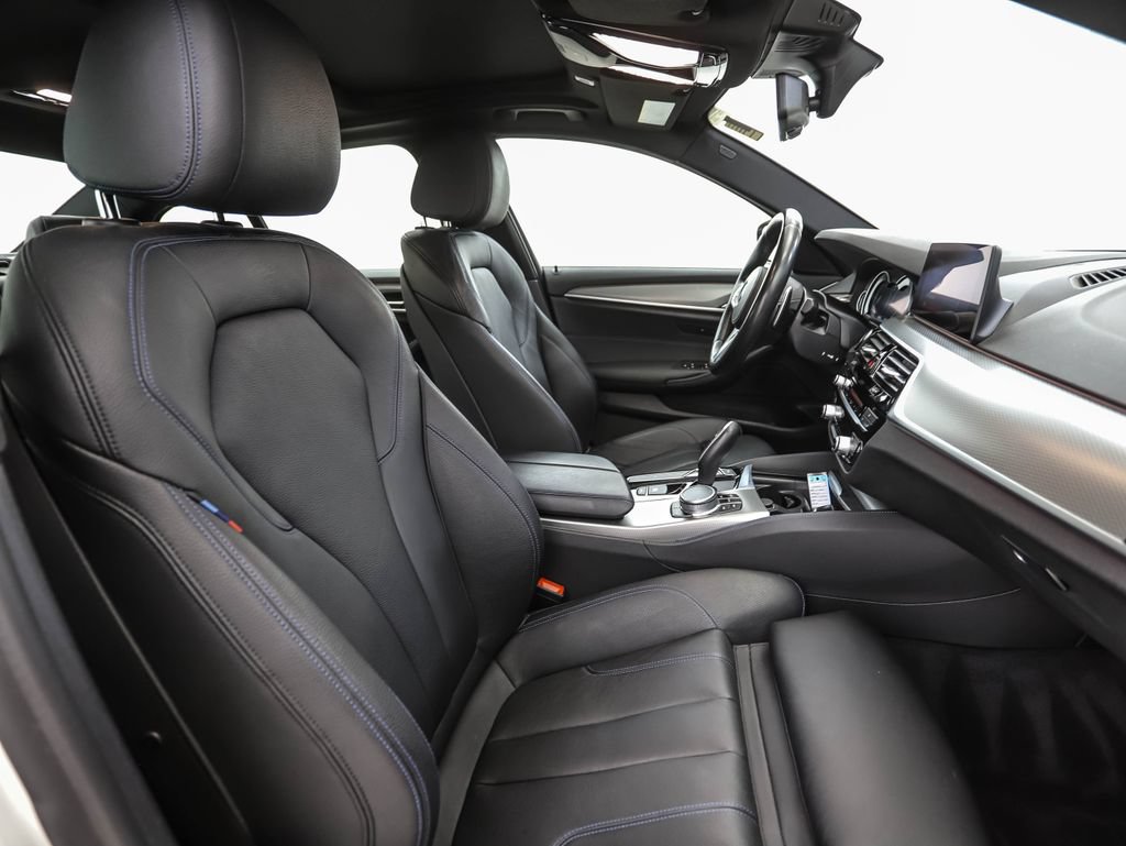 Used 2019 BMW 530i xDrive w/ M Sport Package AWD/4WD image 31