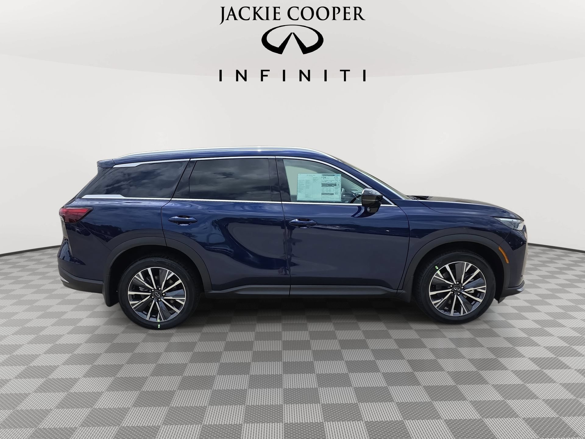 New 2027 INFINITI QX60 Luxe w/ Cargo Package AWD/4WD image 4