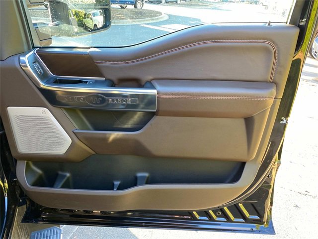 Used 2025 Ford F450 King Ranch w/ Chrome Package image 36