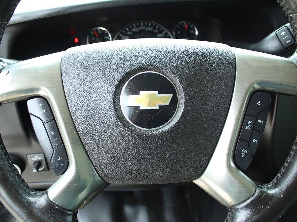 Used 2019 Chevrolet Express 3500 w/ Power Convenience Package RWD image 22