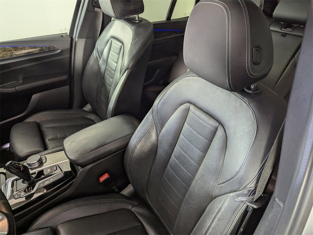 Used 2018 BMW X3 M40i image 12