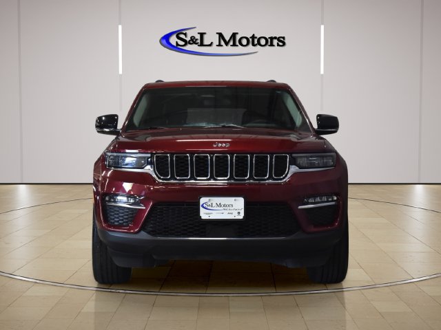 Used 2023 Jeep Grand Cherokee Limited AWD/4WD image 6