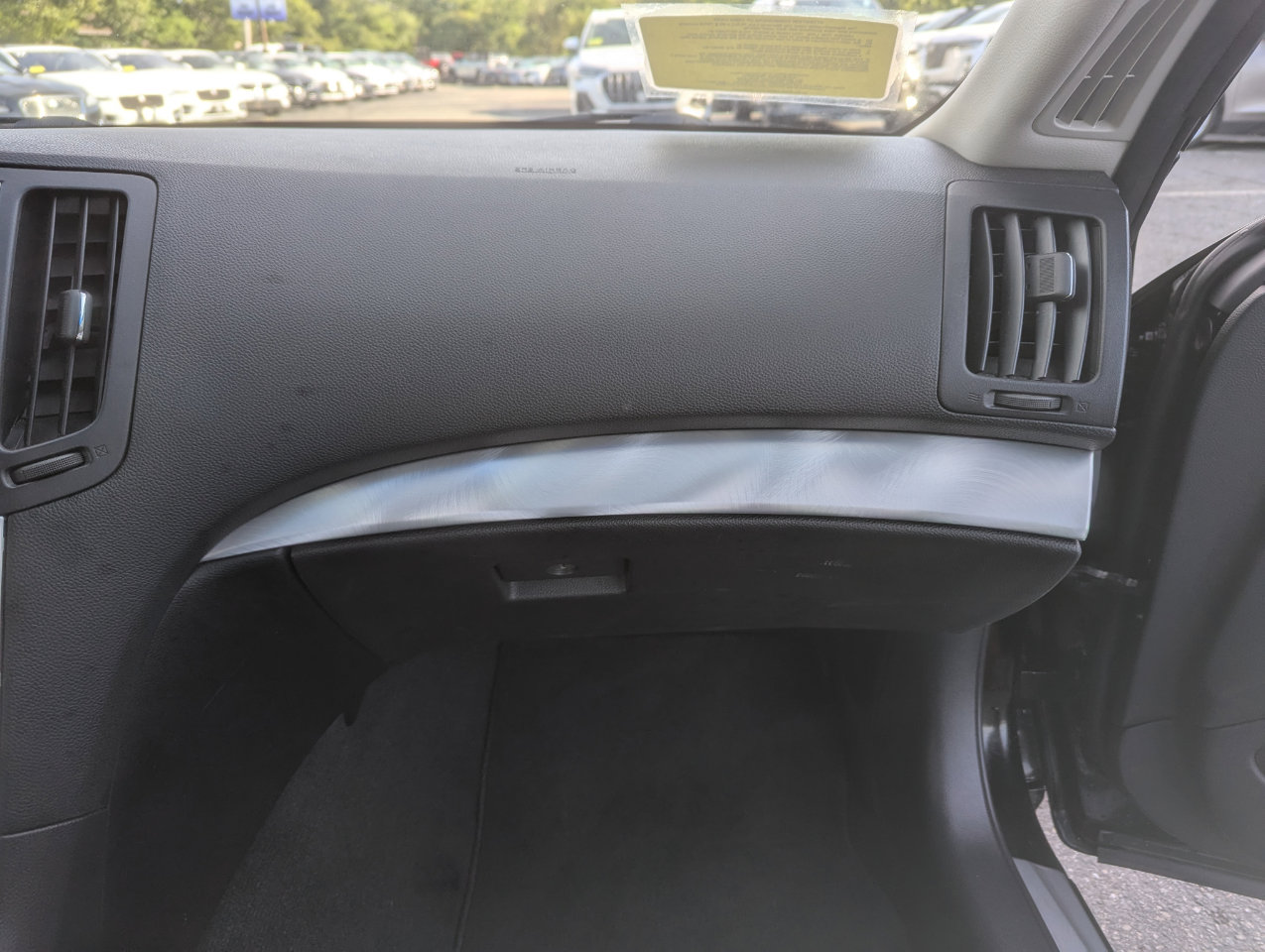 Used 2013 INFINITI G37 Sport w/ Premium Pkg image 32