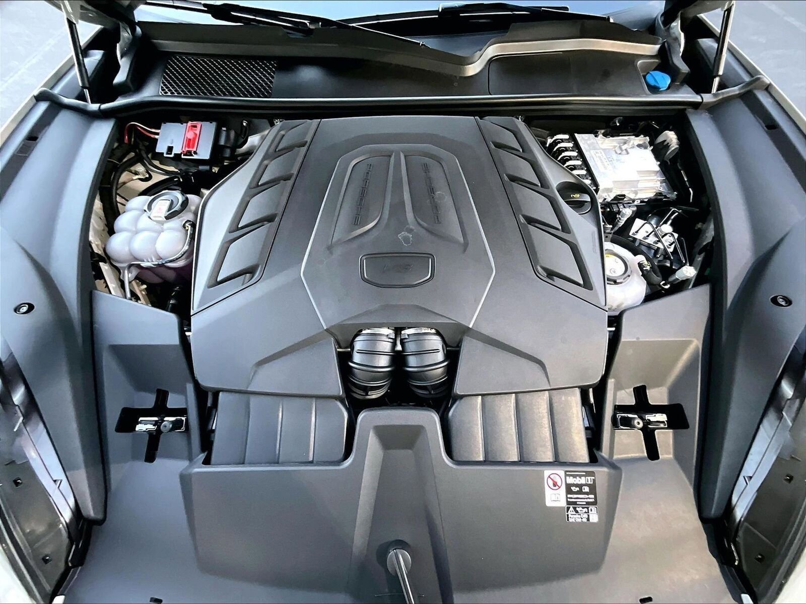 Certified 2026 Porsche Cayenne Turbo image 21