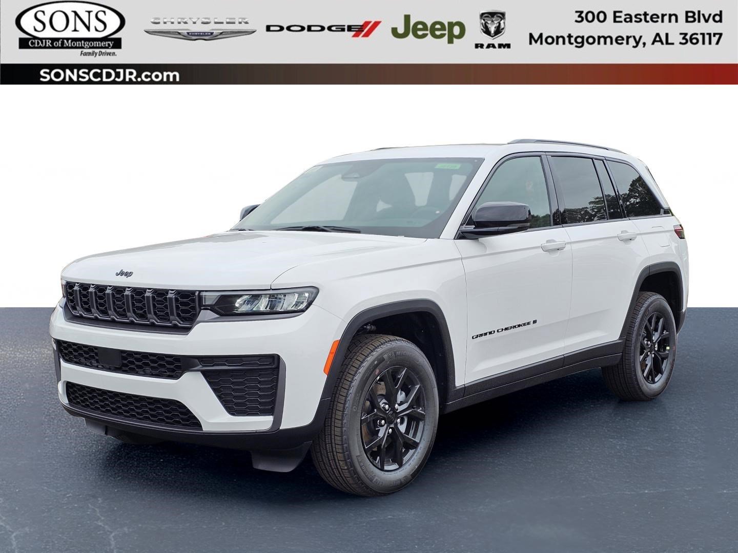 New 2026 Jeep Grand Cherokee Altitude RWD image 1