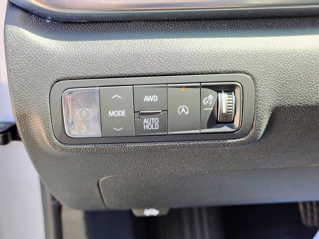 Certified 2025 GMC Terrain Elevation AWD/4WD image 18