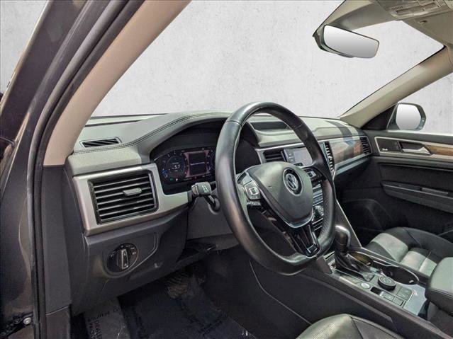 Used 2020 Volkswagen Atlas SEL R-Line image 10