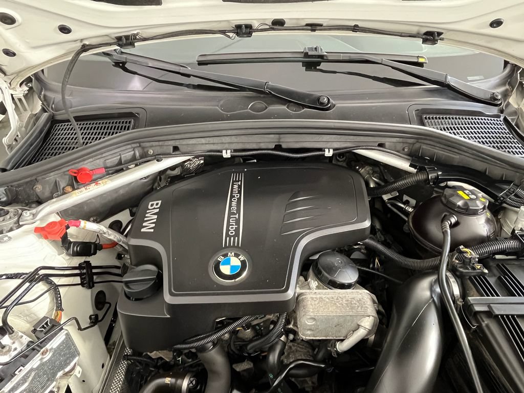 Used 2017 BMW X3 xDrive28i AWD/4WD image 12