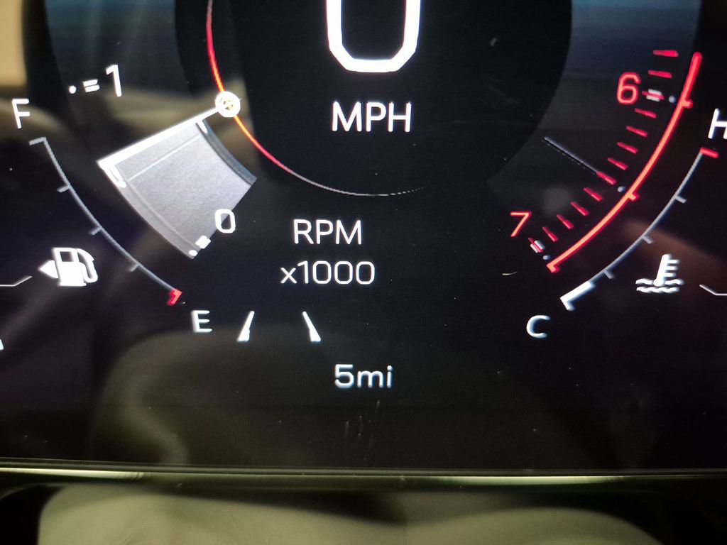 New 2026 GMC Yukon XL Elevation w/ LPO, Floor Liner Package image 12