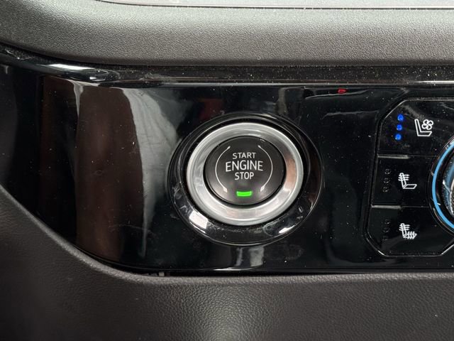 Used 2022 GMC Sierra 1500 SLT w/ SLT Convenience Package RWD image 17