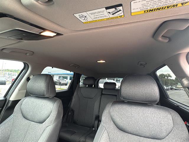 Used 2022 Hyundai Santa Fe XRT FWD image 28