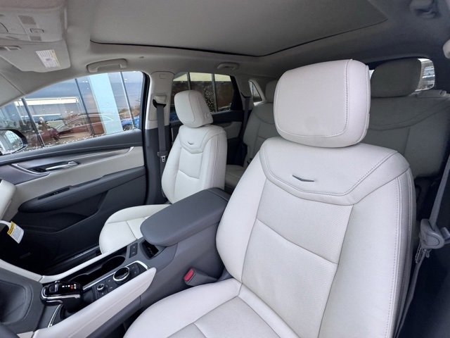 New 2026 Cadillac XT5 Premium Luxury image 11