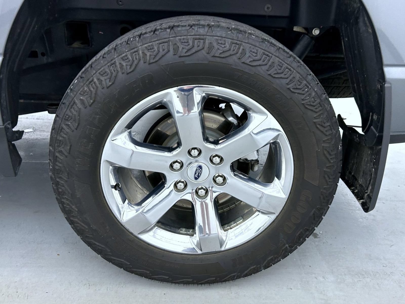 Used 2023 Ford F150 Lariat w/ Trailer Tow Package AWD/4WD image 23