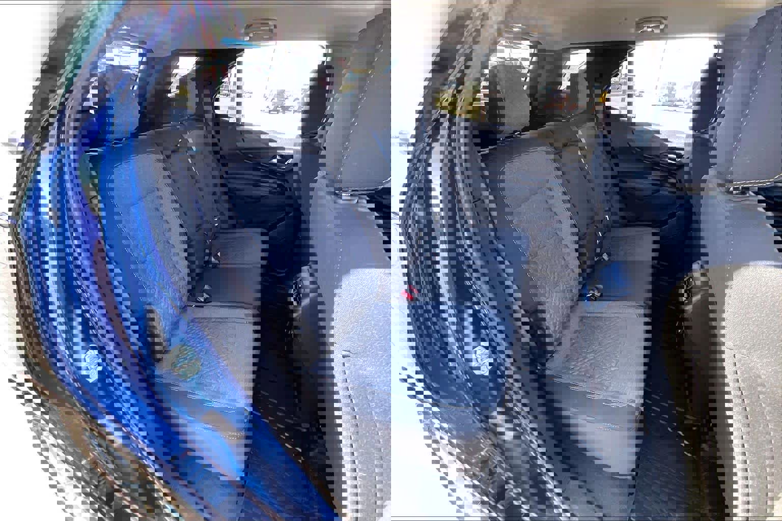 Used 2022 Chevrolet Equinox LT image 19