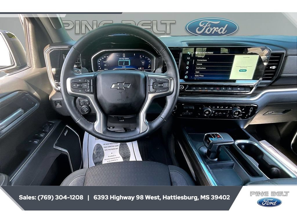 Used 2025 Chevrolet Silverado 1500 RST w/ Convenience Package II AWD/4WD image 5