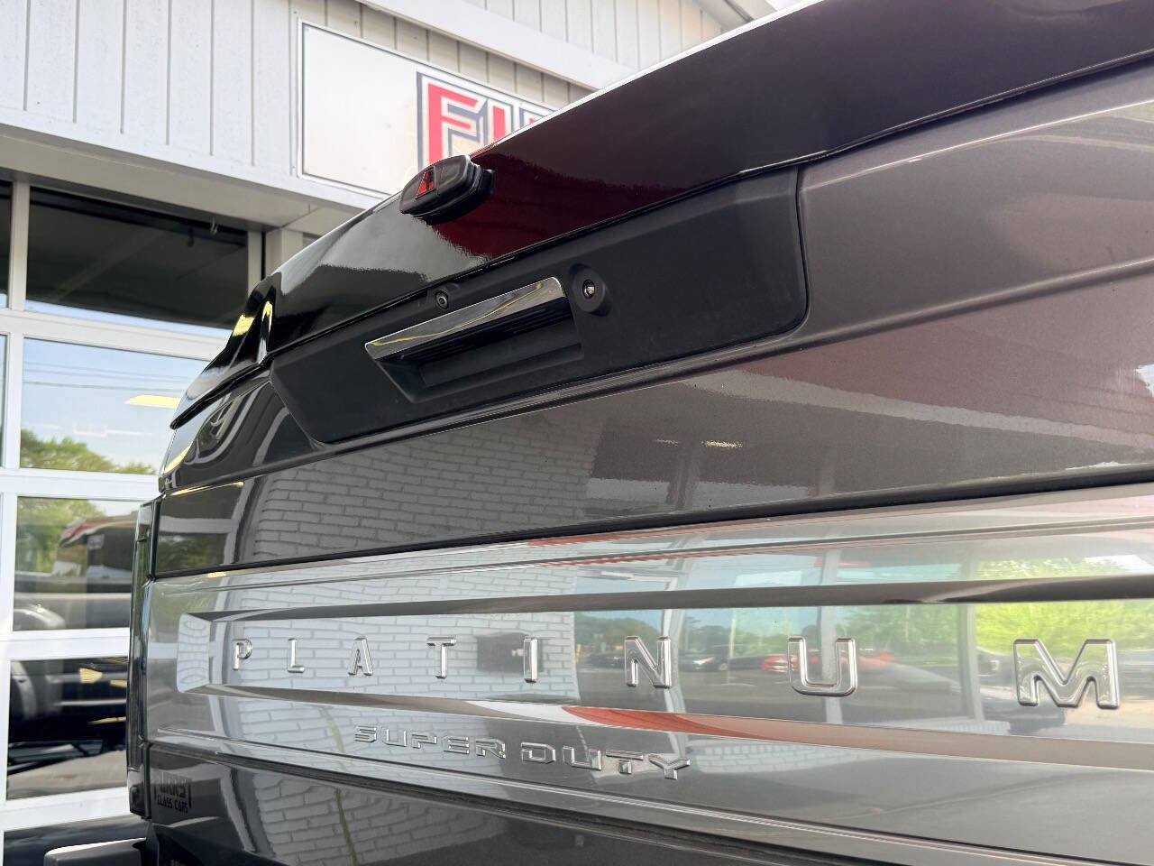 Used 2022 Ford F450 Platinum w/ FX4 Off-Road Package image 18