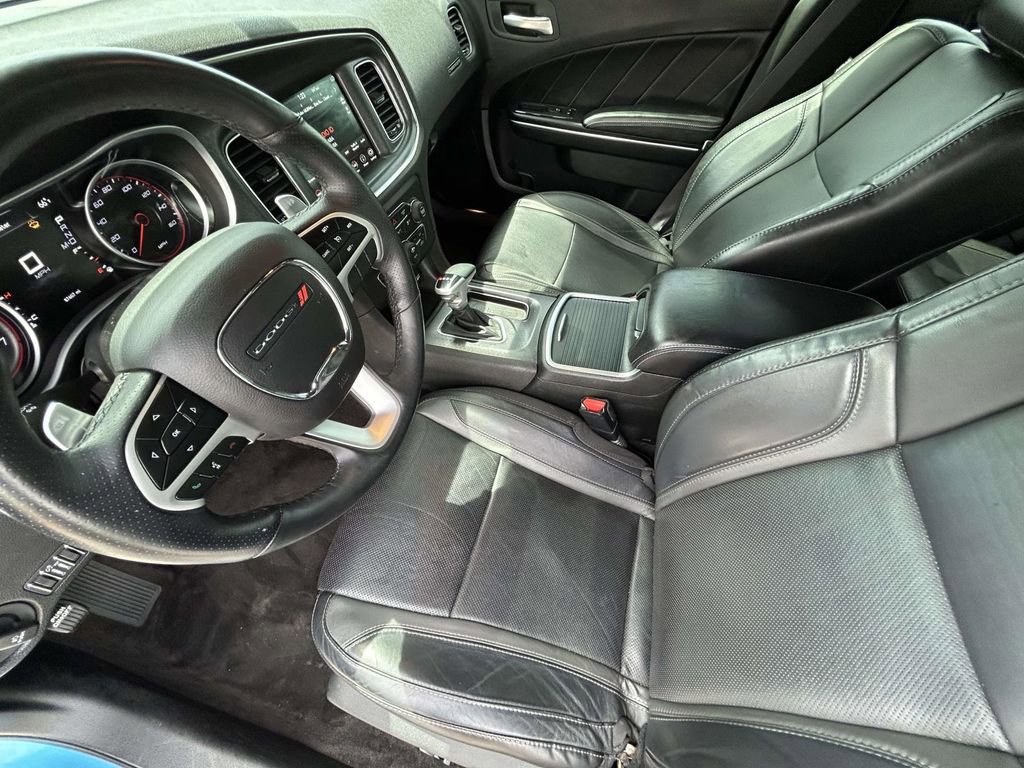 Used 2018 Dodge Charger R/T w/ Plus Group RWD image 10