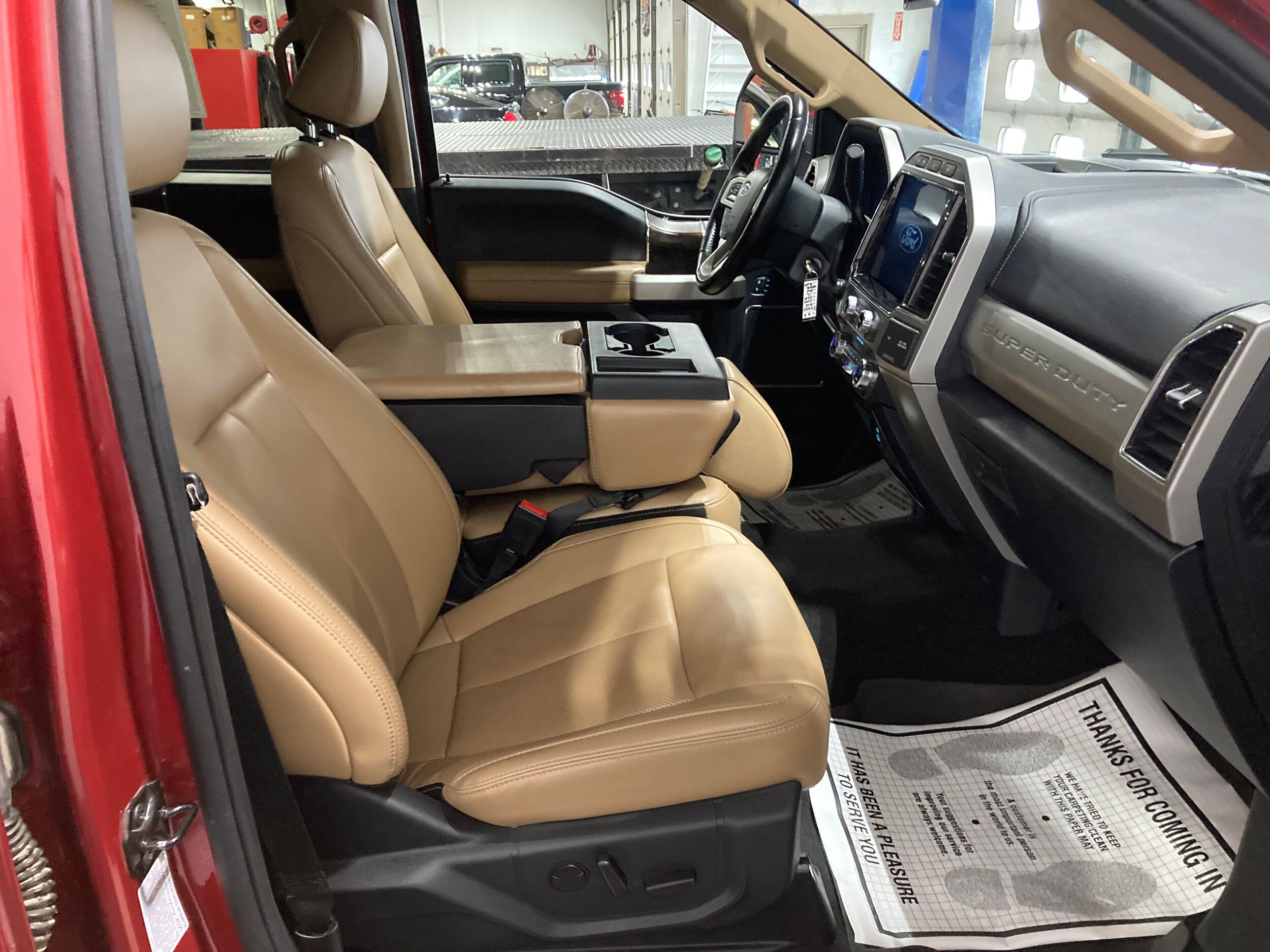 Used 2022 Ford F250 Lariat w/ Lariat Value Package AWD/4WD image 4