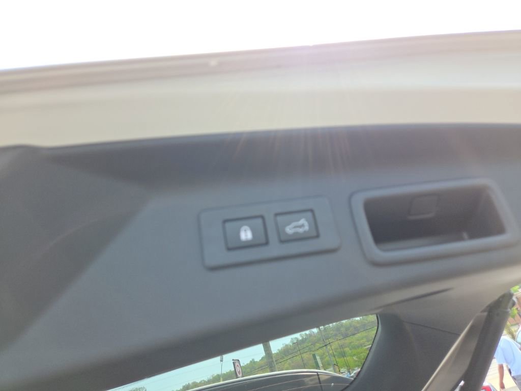 Certified 2025 Subaru Forester Premium image 22