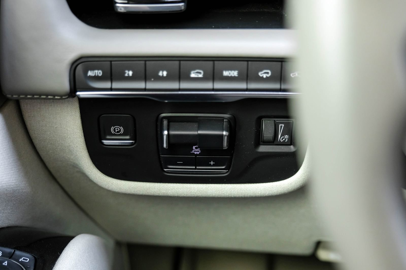 Used 2021 Cadillac Escalade Sport Platinum AWD/4WD image 31