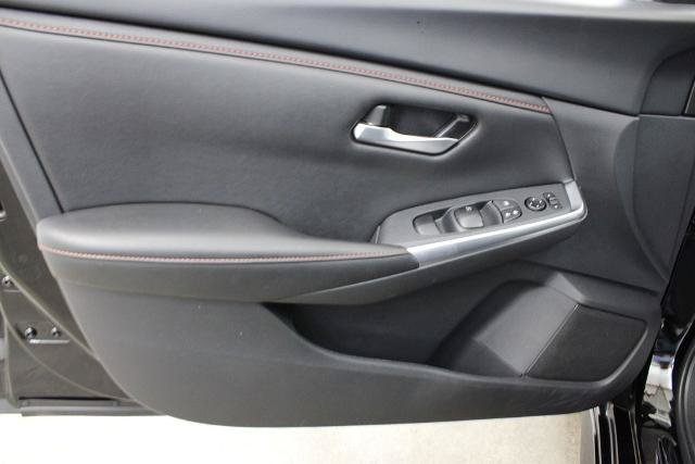 Certified 2025 Nissan Sentra SR FWD image 16