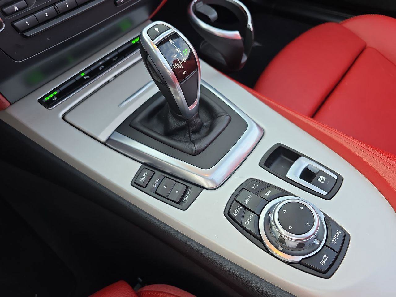 Used 2015 BMW Z4 sDrive28i image 10