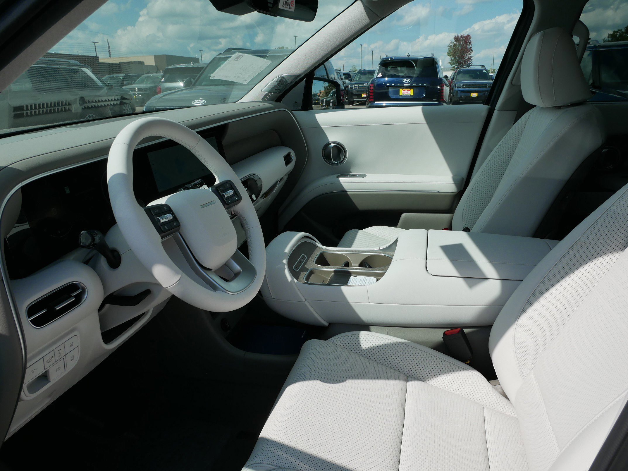 New 2026 Hyundai Palisade Limited image 3