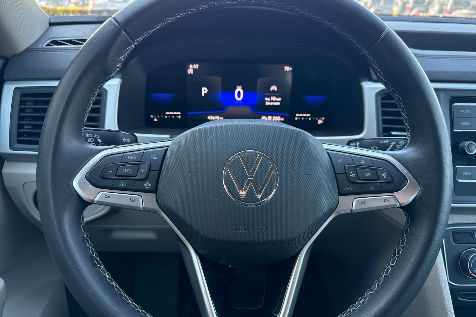 Used 2023 Volkswagen Atlas SE image 25