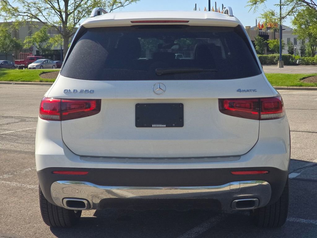 Certified 2023 Mercedes-Benz GLB 250 4MATIC image 16