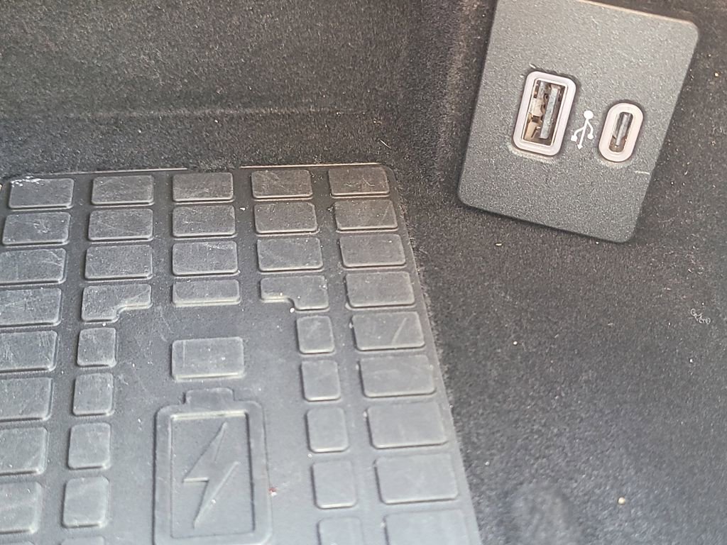 Used 2025 Lincoln Corsair Reserve w/ Jet Appearance Package image 25