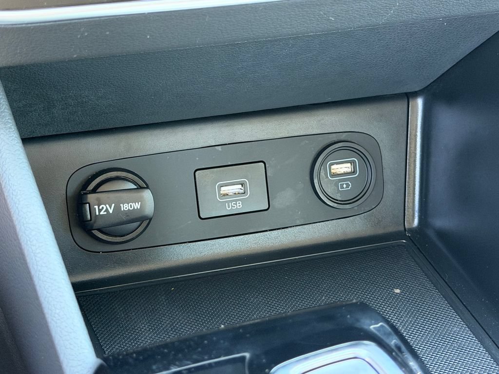 Used 2023 Hyundai Sonata SE w/ Cargo Package FWD image 28