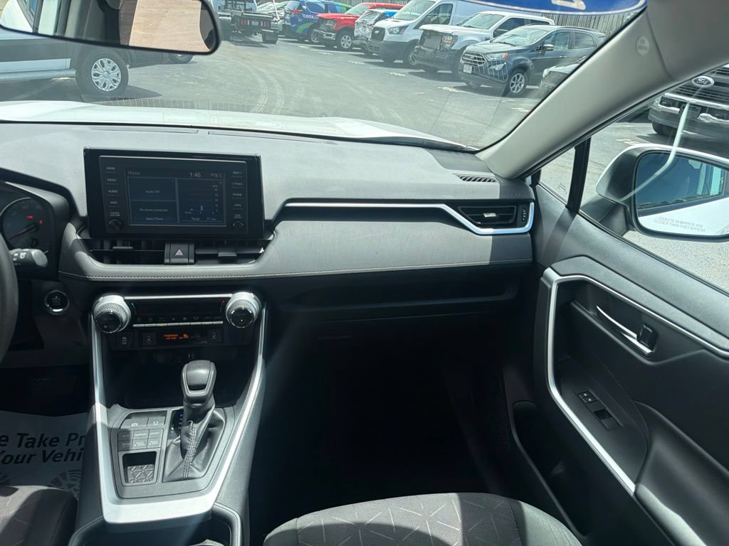 Used 2019 Toyota RAV4 XLE w/ Convenience Package AWD/4WD image 17