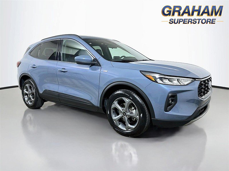 Used 2025 Ford Escape ST-Line Select AWD/4WD image 1