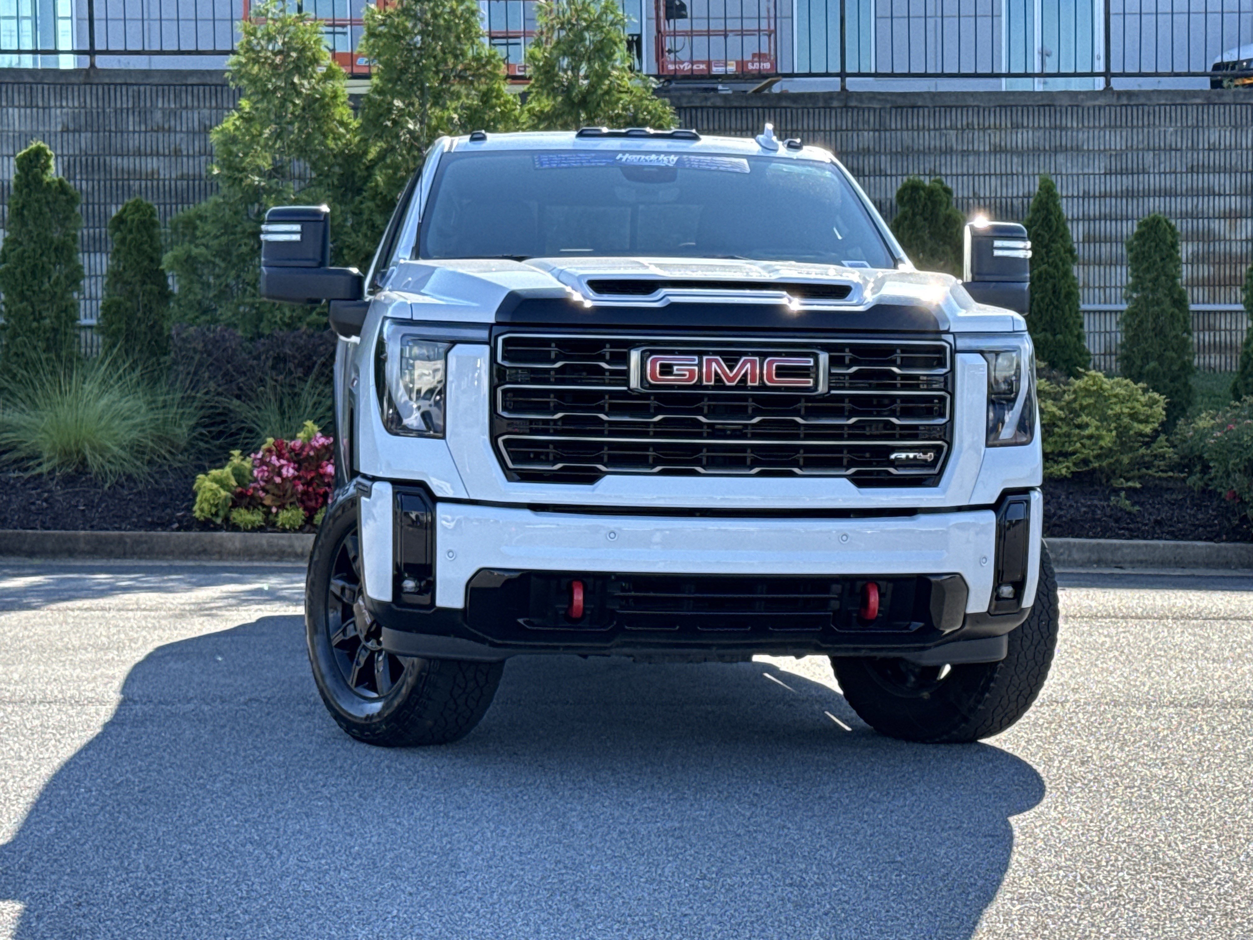 Used 2025 GMC Sierra 2500 AT4 w/ AT4 Premium Plus Package AWD/4WD video 2