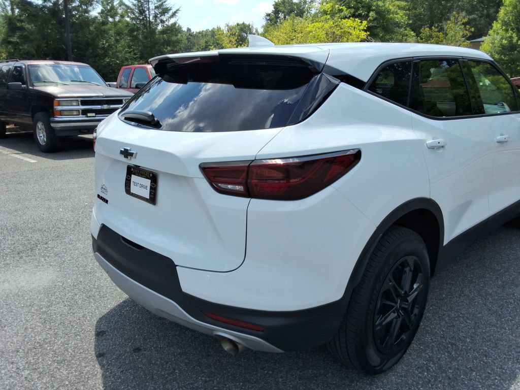 Certified 2023 Chevrolet Blazer LT FWD image 14