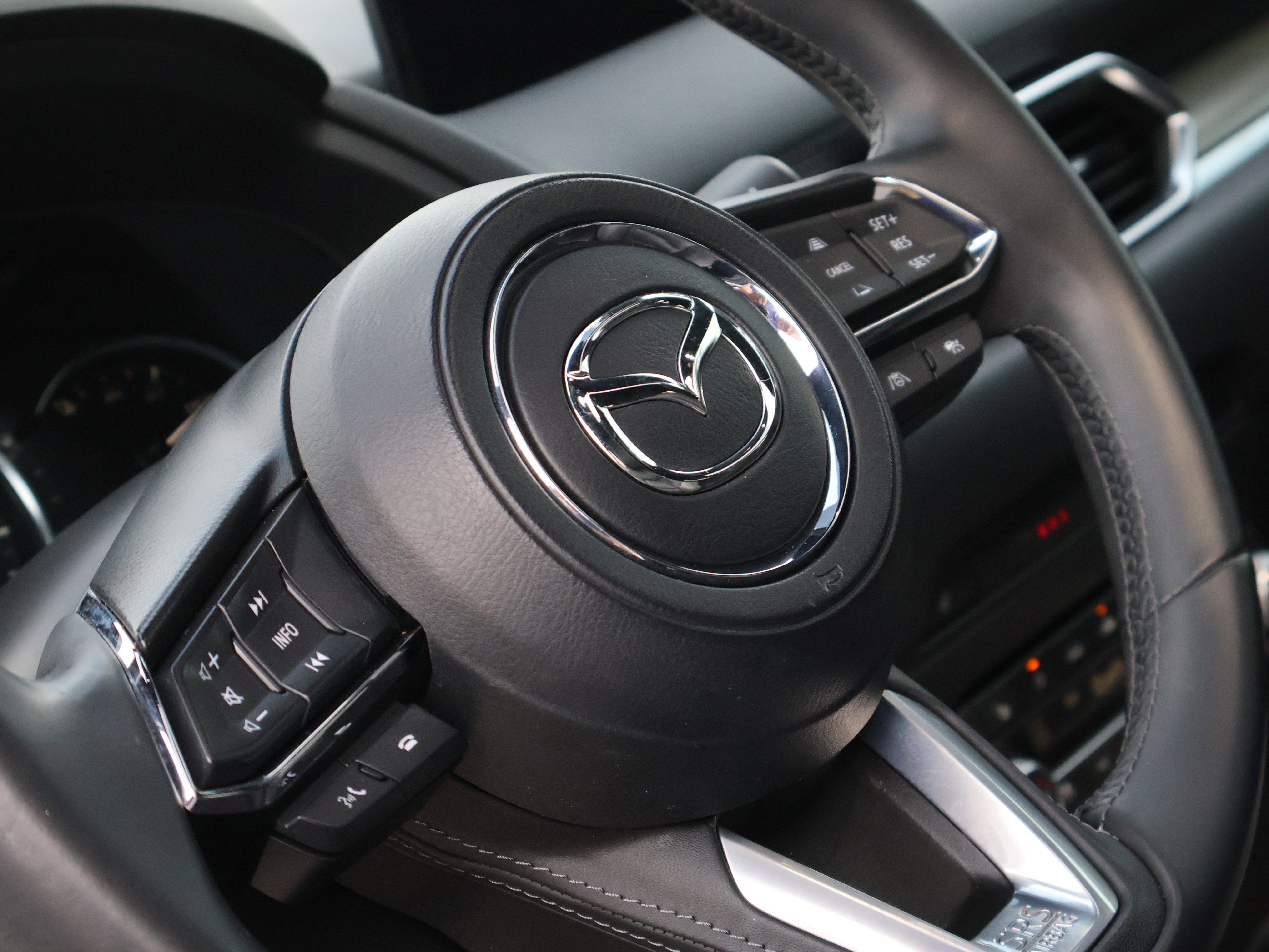 Used 2022 MAZDA CX-5 Signature AWD/4WD image 24