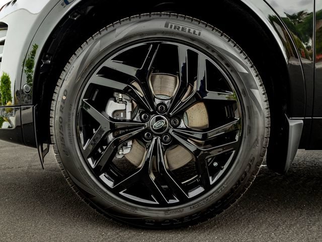New 2026 Land Rover Discovery Sport Landmark AWD/4WD image 11