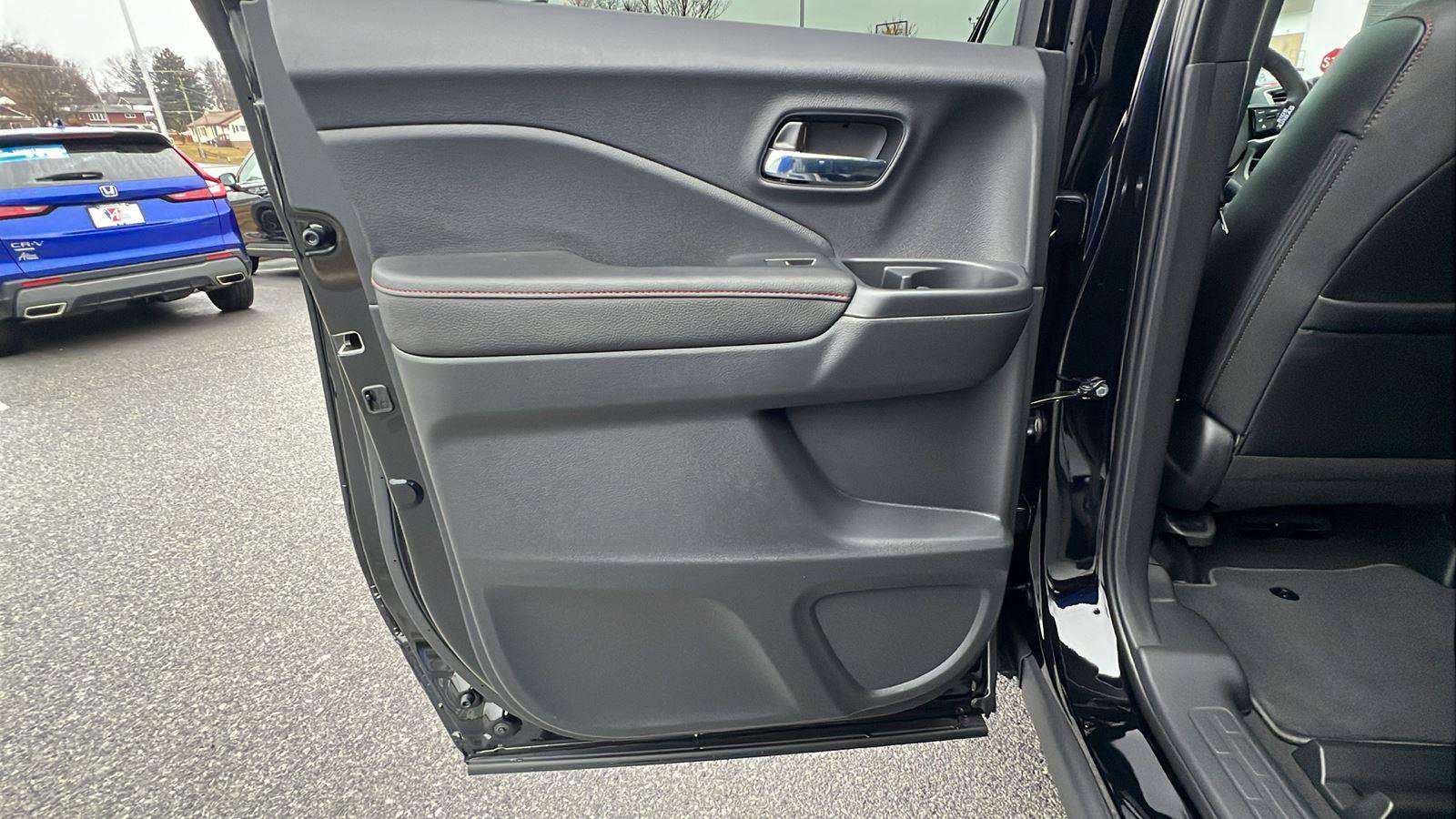 New 2026 Honda Ridgeline Black Edition image 19