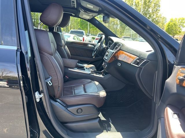 Used 2015 Mercedes-Benz GL 450 4MATIC image 16