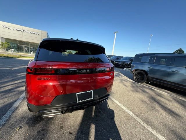 Used 2023 Land Rover Range Rover Sport SE AWD/4WD image 6