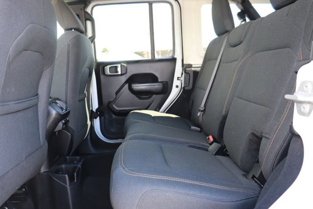 Used 2024 Jeep Wrangler Sport S image 12