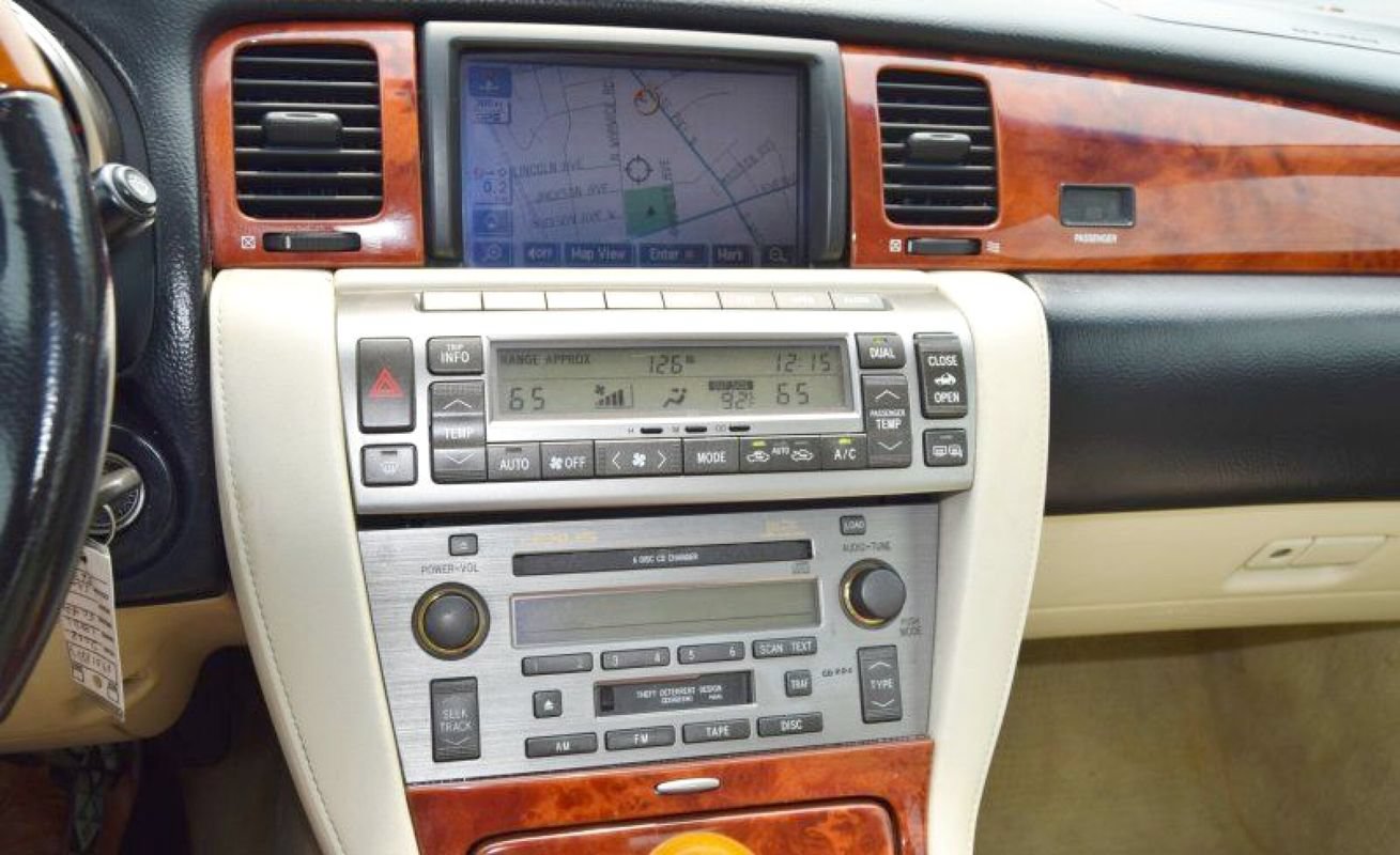 Used 2003 Lexus SC 430 Convertible RWD image 27