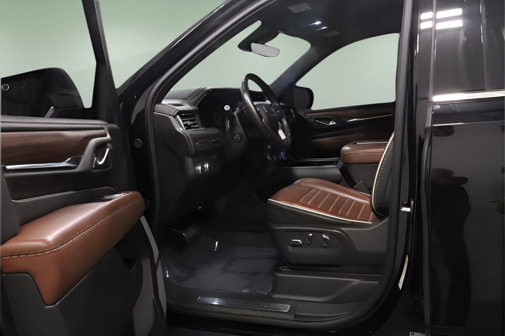 Used 2024 GMC Yukon Denali Ultimate AWD/4WD image 22