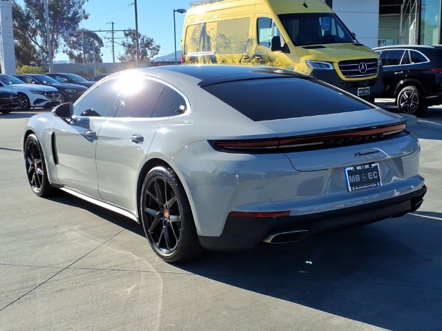 Used 2025 Porsche Panamera image 21