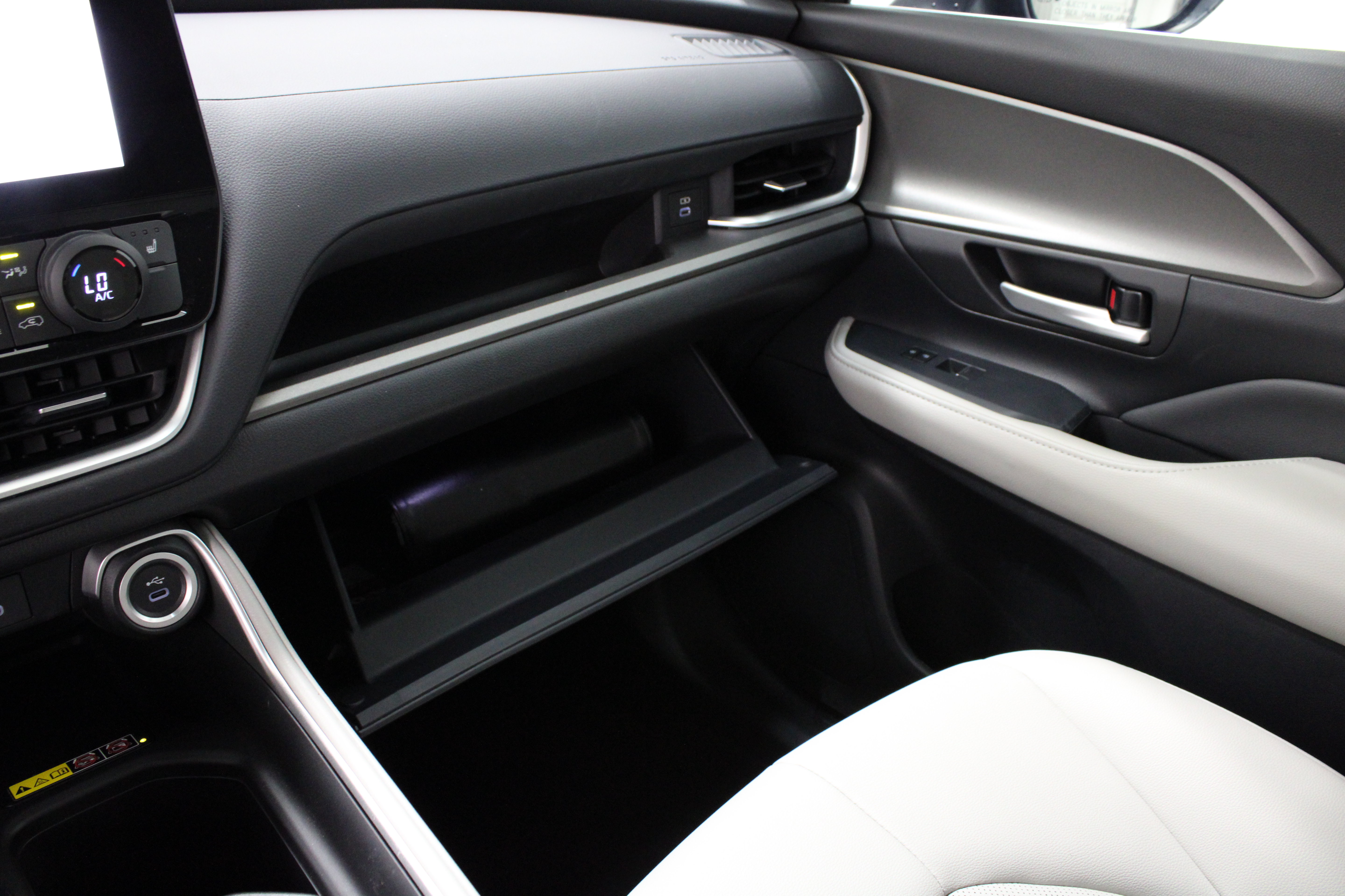 Used 2026 Toyota Grand Highlander AWD image 24