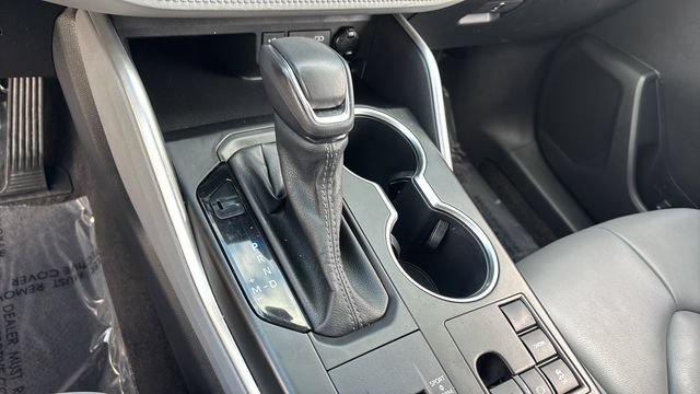 Used 2023 Toyota Highlander XLE FWD image 30