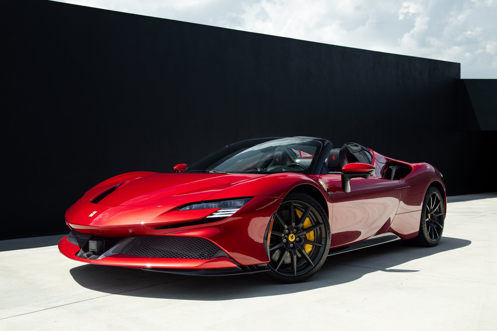Certified 2025 Ferrari SF90 Spider AWD/4WD image 42