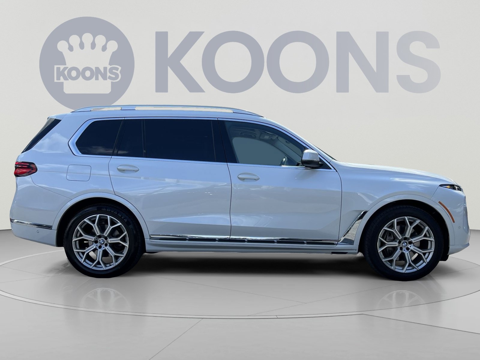 Used 2025 BMW X7 xDrive40i AWD/4WD image 12