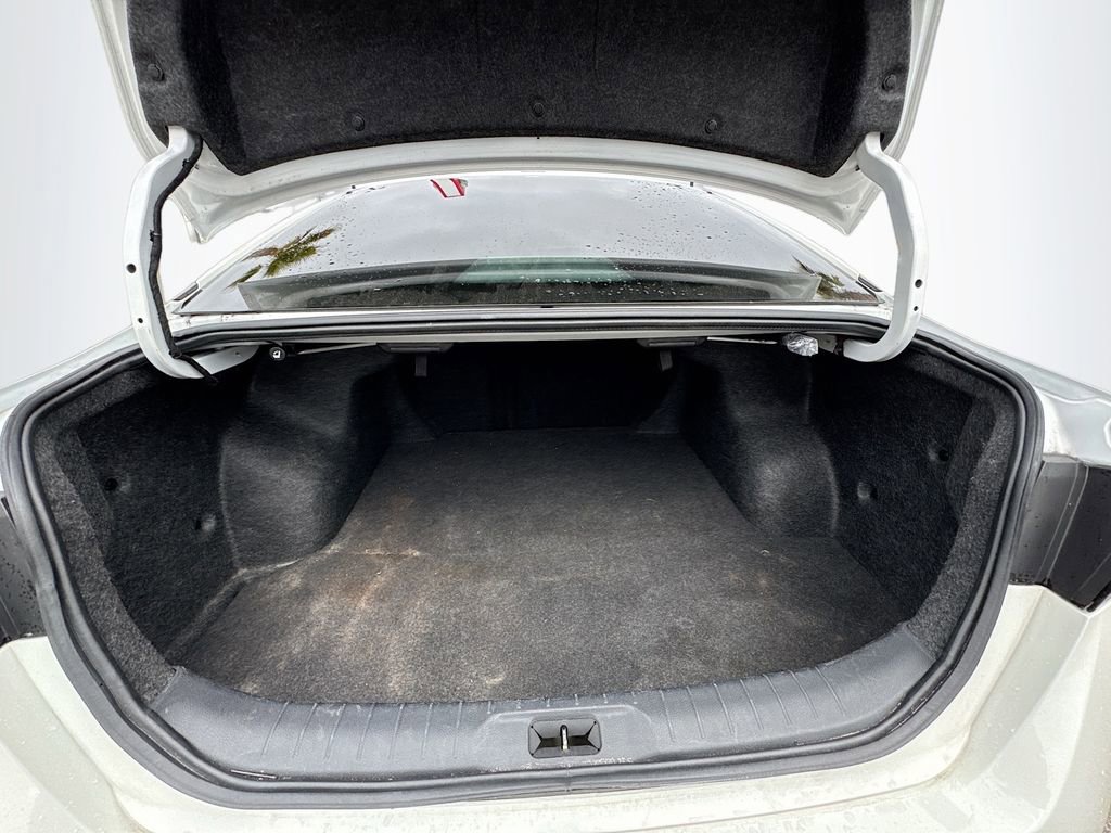 Used 2024 Nissan Altima 2.5 SR FWD image 19